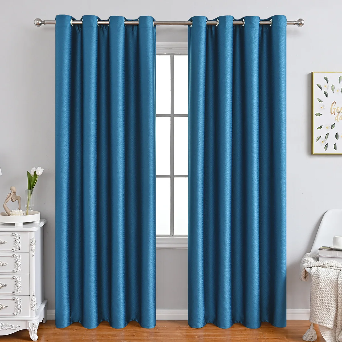 🪟 ما يميزنا