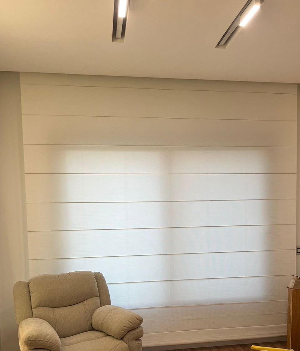 ستائر الرومان