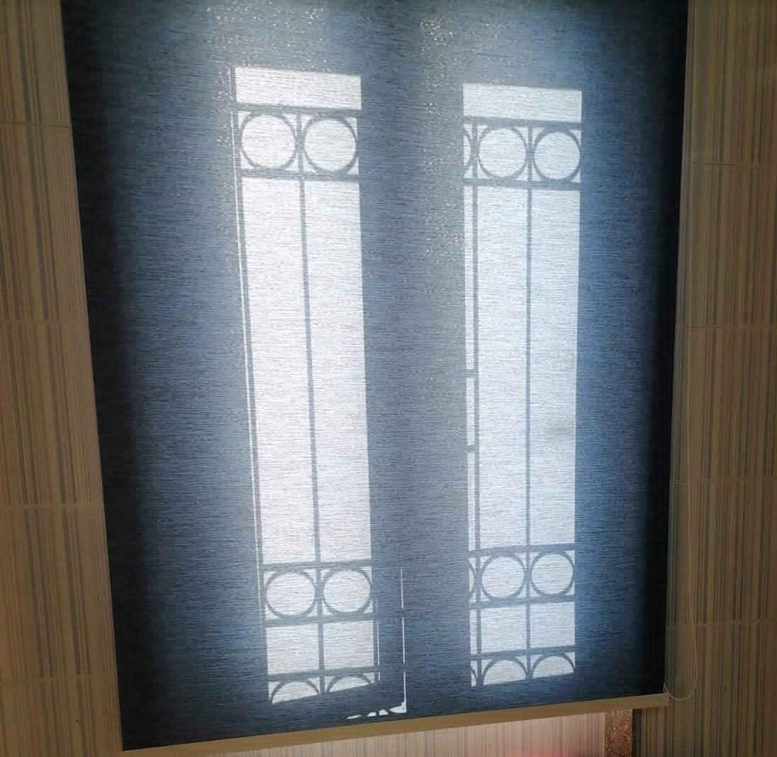 ستائر رول صن لايت